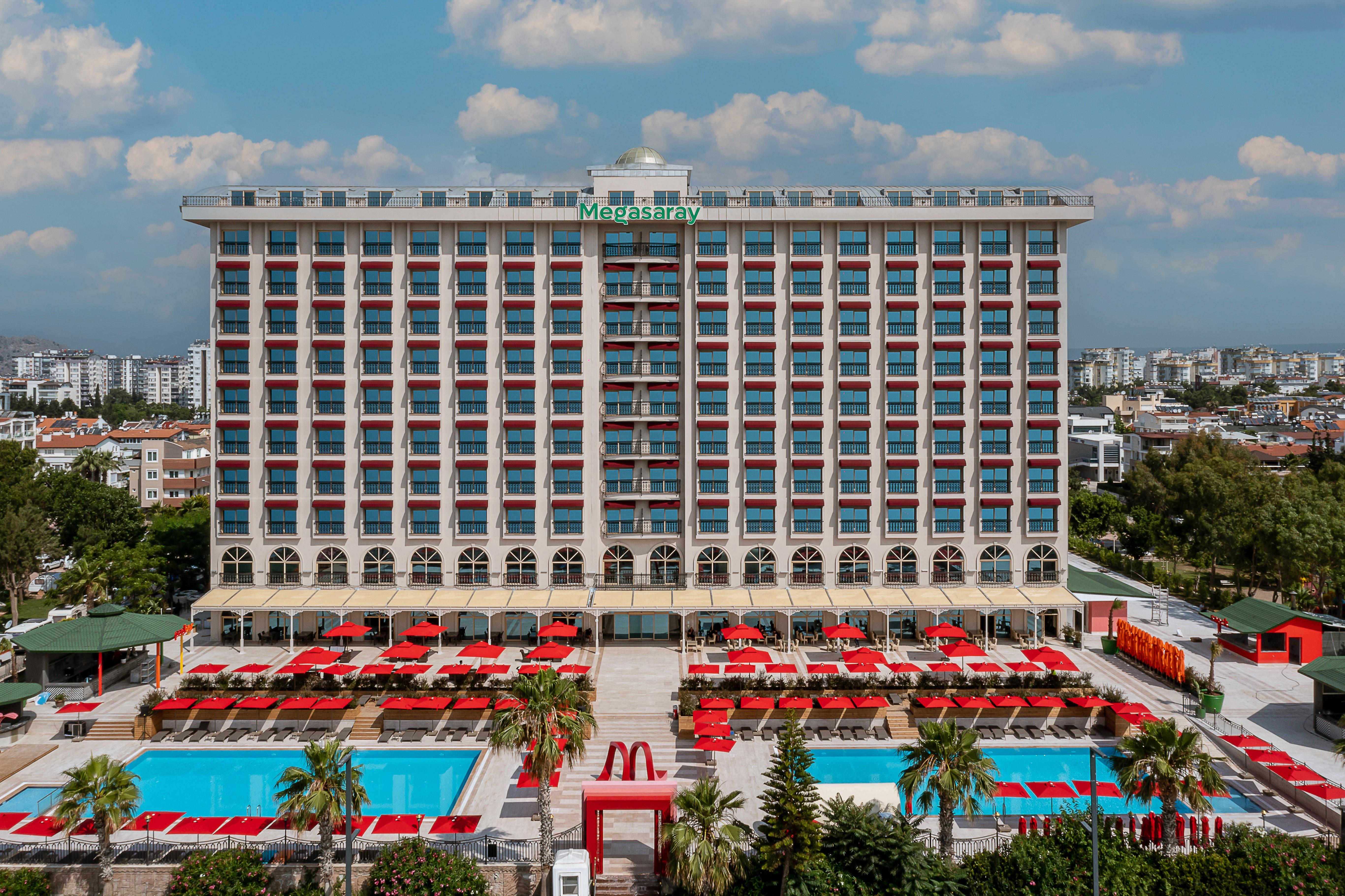 Megasaray Westbeach Otel 5*